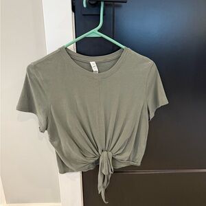 lululemon athletica Green Tie-Front Crop Top size 6